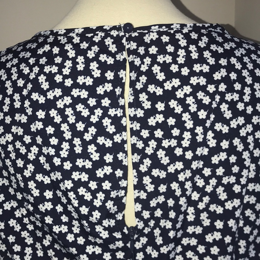 So cute blue dress with white flowers NWT - Picture 7 of 14